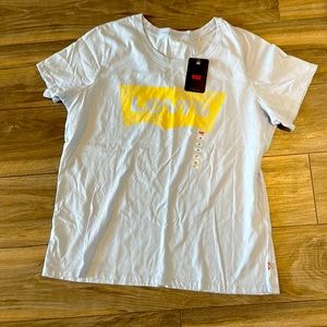 Levi’s T-shirt